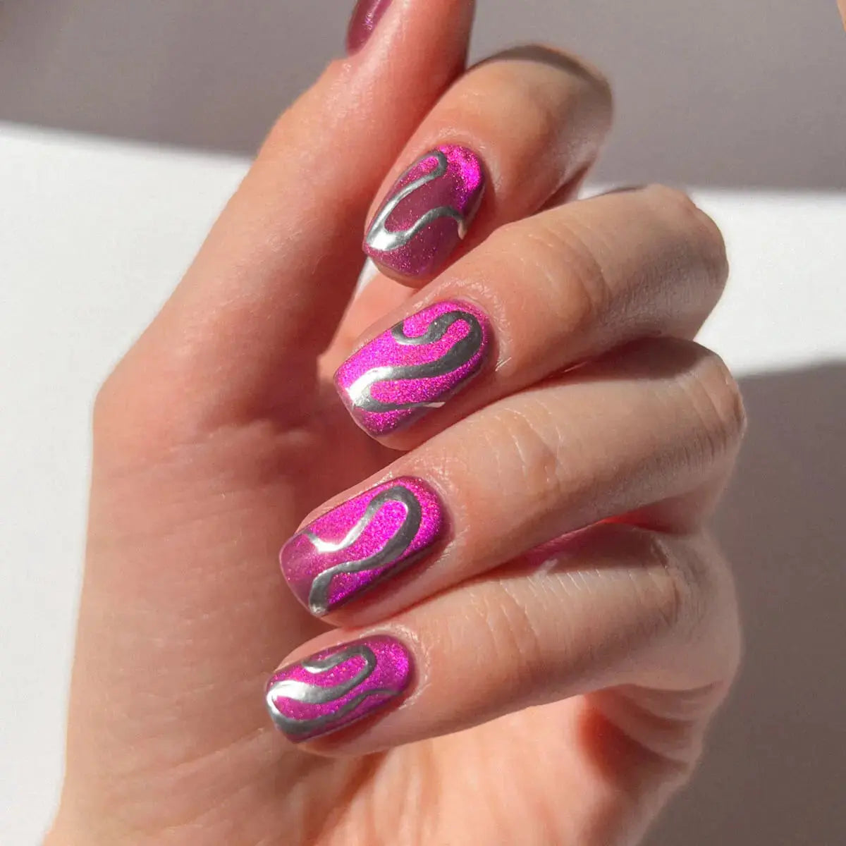 Go Platinum Metallic Gel Liner Nailboo®