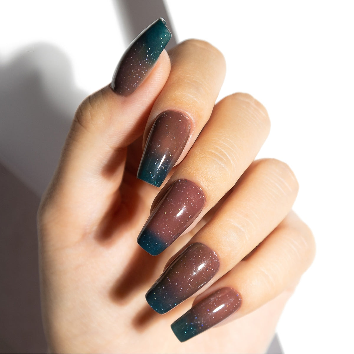 Dip Powder Color-Changing Ombre Nail Tutorial 
