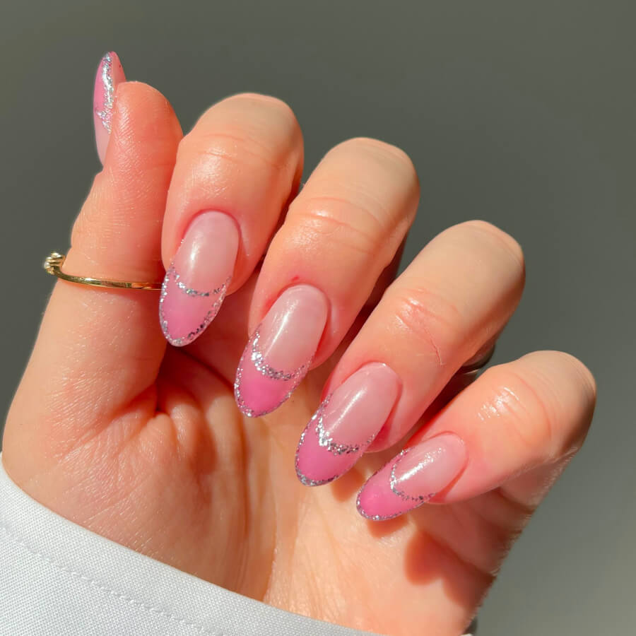pink-glitter-french-tips – Nailboo®