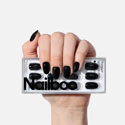 Dark Dreams Press On (Round) Nailboo®