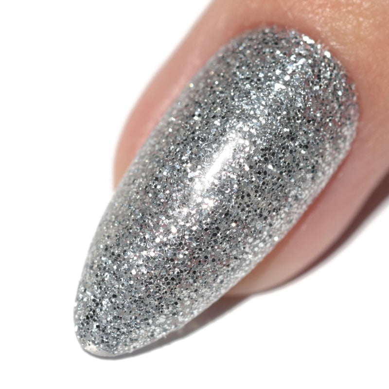 Silver Glitter Nail Art by Nailpictures